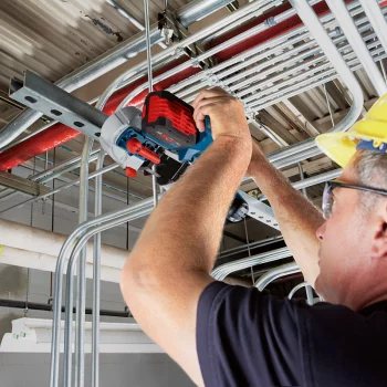 Пила стрічкова Bosch Professional GCB 18V-63 акумуляторна 18В глибина різу 63.5мм 3.3кг без АКБ та ЗП