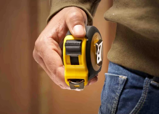 Рулетка вимірювальна Tylon ™ довжиною 8 м, шириною 25 мм, в пластмасовому корпусі STANLEY 0-30-657