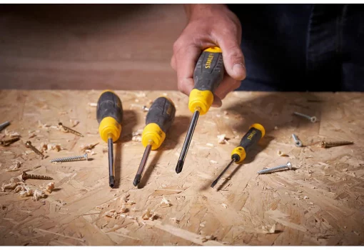 Викрутка Cushion Grip під шліц Ph3 з довжиною жала 150 мм STANLEY 0-64-949