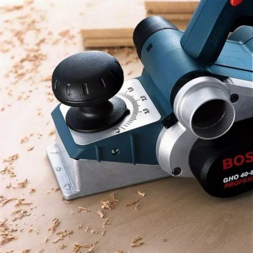 Рубанок Bosch Professional GHO 40-82 C 850Вт 82мм стругання до 4мм 3.2кг