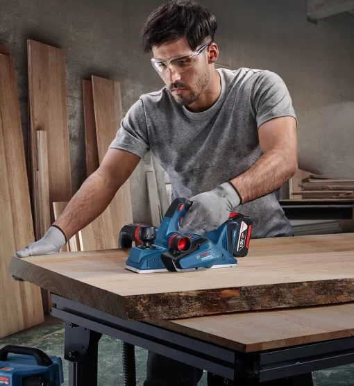 Рубанок акумуляторний Bosch Professional GHO 185-LI 18В 82мм стругання до 2.6мм паз до 9мм без АКБ та ЗП