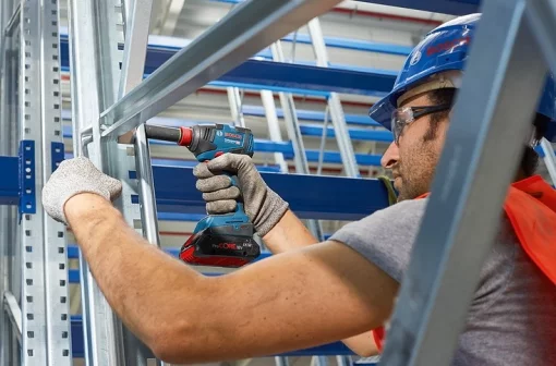 Гайковерт ударний акумуляторний Bosch Professional GDX 18V-200 З 18В АКБ 2х5А·год 200Нм 3400об/хв М6-М16 1.2кг