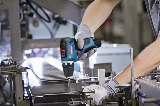 Шурупокрут-дриль акумуляторний Bosch Professional GSR 12V-35 12В 2x3.0А·год 35Нм 460·1750об/хв кейс ЗП 0.75кг