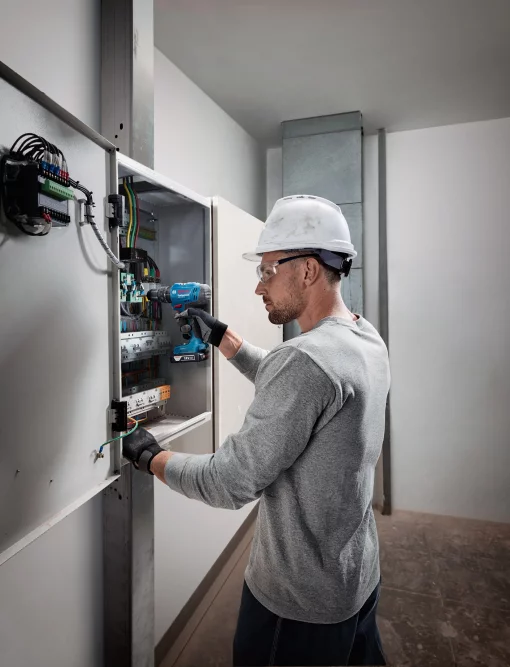 Шурупокрут-дриль ударний акумуляторний Bosch Professional GSB 183-LI 18В 2х2А·год 21-56Нм 374-1815об/хв кейс 1.2кг