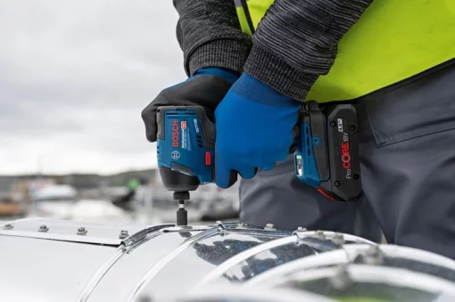 Гвинтоверт ударний акумуляторний Bosch Professional GDR 18V-220 C 18В 2х5А·год 215Нм 0-3400об/хв 1кг Bluetooth