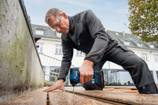 Гвинтоверт ударний акумуляторний Bosch Professional GDR 18V-220 C 18В 2х5А·год 215Нм 0-3400об/хв 1кг Bluetooth