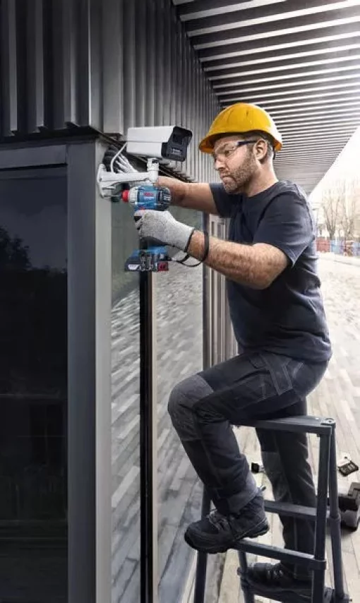 Гайковерт ударний акумуляторний Bosch Professional GDX 18V-285 + L-BOXX 18В 285Нм 2800об/хв 1.1кг без АКБ та ЗП