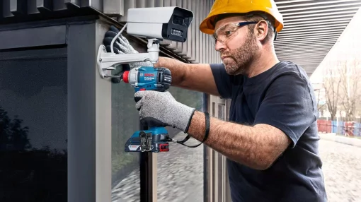 Гайковерт ударний акумуляторний Bosch Professional GDX 18V-285 18В 2x4А·год до 285Нм 3600об/хв квадрат 1/2" ЗП кейс 1.1кг