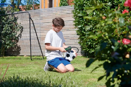 Компресор автомобільний акумуляторний Bosch EasyPump, 3.6 В, 3 Ач, 10.3 бар, 10 л/хв, 0.4кг