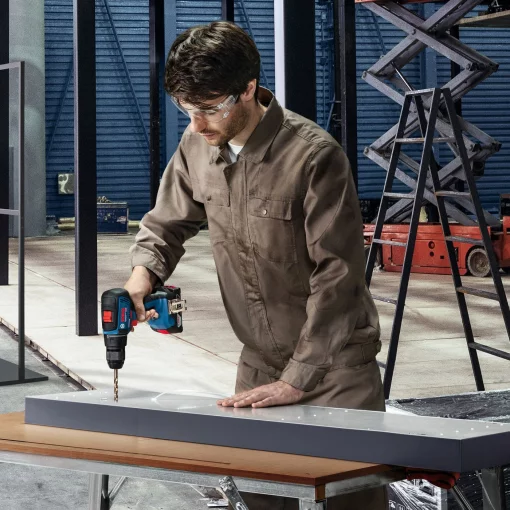 Набір із двох акумуляторних інструментів Bosch Professional 18В дриль-шурупокрут GSB 18V-50 пилосмок GAS 18V-1 швидкий зарядний пристрій GAL 1880 CV акб 2х5А·год кейс L-BOXX