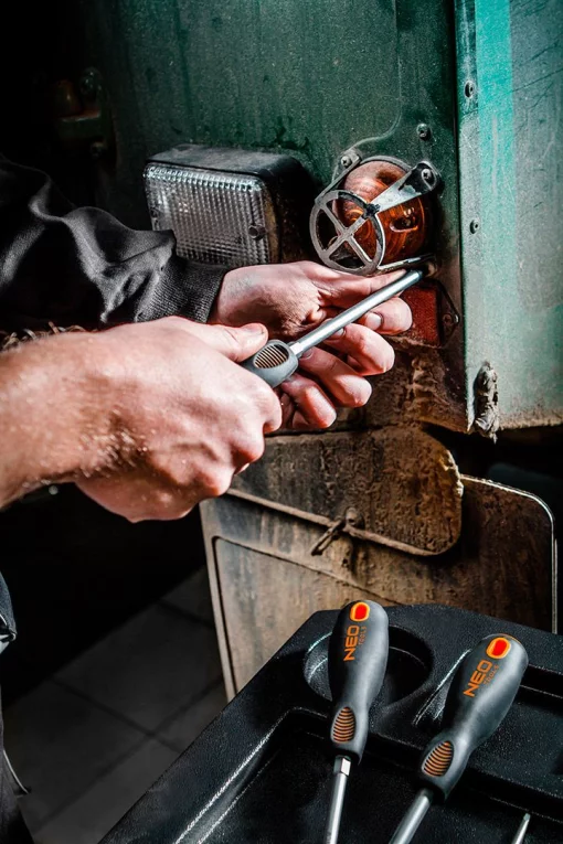 Викрутка Neo Tools хрестова, PH2x200мм, сталь S2