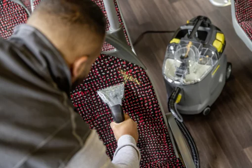 Пилосос професійний миючий Karcher Puzzi 8/1 Adv 1200Вт 270мБар контейнер 8/7л 8.6кг