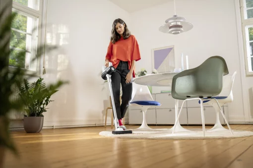 Пилосос Karcher безпровідний KVA 2, конт пил -0.6л, автон. робота до 40хв, вага-2.06кг, білий