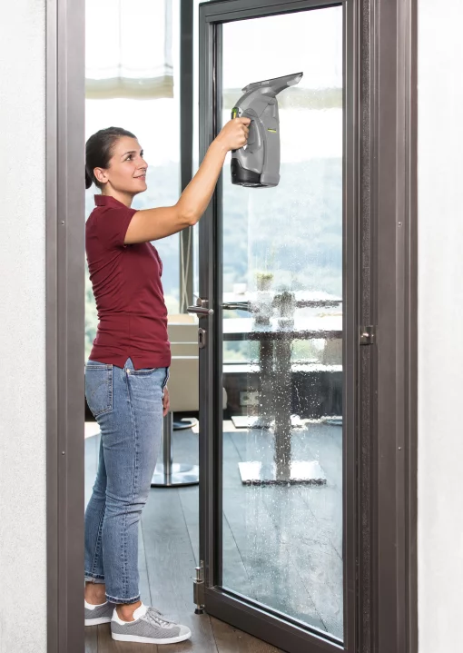 Пилосос для миття вікон акумуляторний Karcher WVP10 3.7В контейнер для води 0.2л 0.95кг