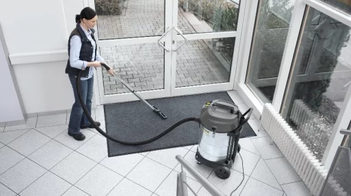 Пилосос професійний Karcher NT 70/2 Me Classic двомоторний 2300Вт 225мБар контейнер 70л 18.5кг