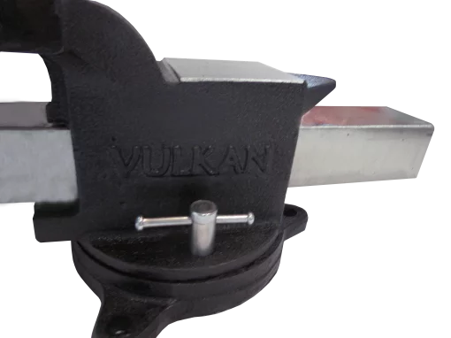 Лещата слюсарні 100мм чавунні поворотні