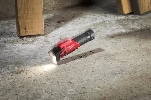 Ліхтар світлодіодний акумуляторний кишеньковий MILWAUKEE, L4 PWL-201