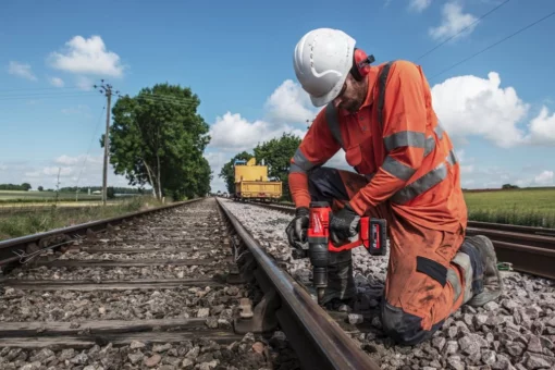 Гайковерт акумуляторний 1 дюйма MILWAUKEE, M18 ONEFHIWF1-0X, 2400Нм (HD кейс)