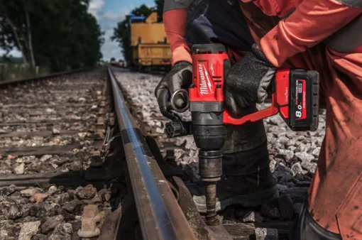 Гайковерт акумуляторний 1 дюйма MILWAUKEE, M18 ONEFHIWF1-0X, 2400Нм (HD кейс)