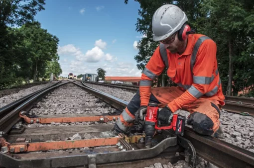 Гайковерт акумуляторний 1 дюйма MILWAUKEE, M18 ONEFHIWF1-0X, 2400Нм (HD кейс)