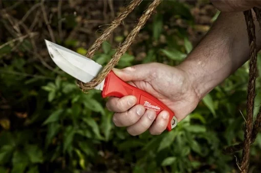 Ніж HARDLINE MILWAUKEE з фіксованим лезом, 101мм з чохлом пластиковим