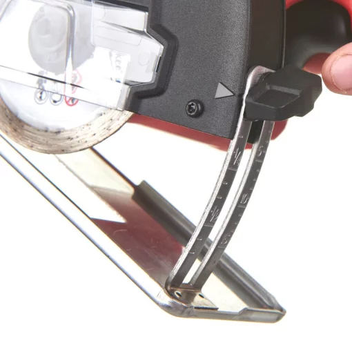 Субкомпактна багатофункціональна відрізна машина MILWAUKEE M12 FCOT-422X FUEL 4933464619 (+ заряд.пристрій, 2 акум., HD кейс)