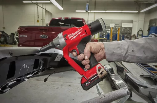 Заклепочник акумуляторний MILWAUKEE M18 ONEFPRT-0X, діаметр закл. 4,8-7,0мм (HD кейс)