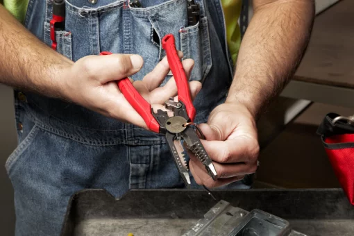 Кусачки комбіновані MILWAUKEE для зачистки проводів (7-в-1), 190мм