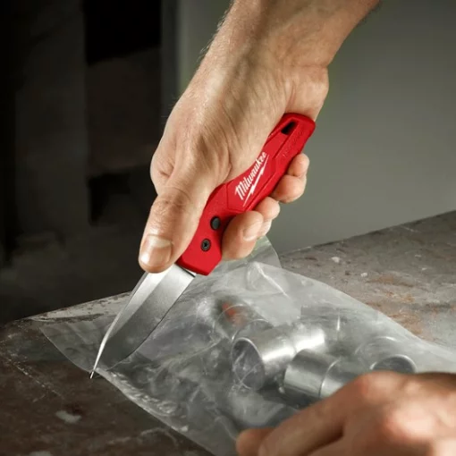 Ніж складний FASTBACK MILWAUKEE з лезом 75мм