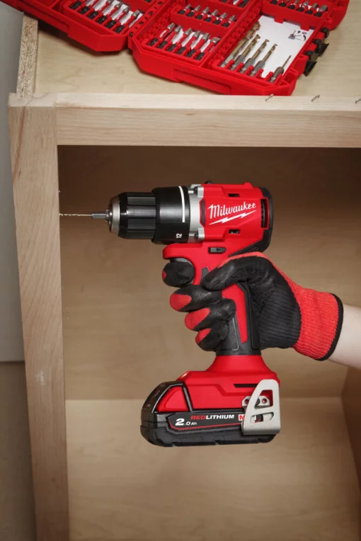 Дриль-шурупокрут акумуляторний безщітковий MILWAUKEE M18 BLDDRC-0 61Нм