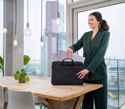 Сумка Trust Bologna 16" Eco, чорна