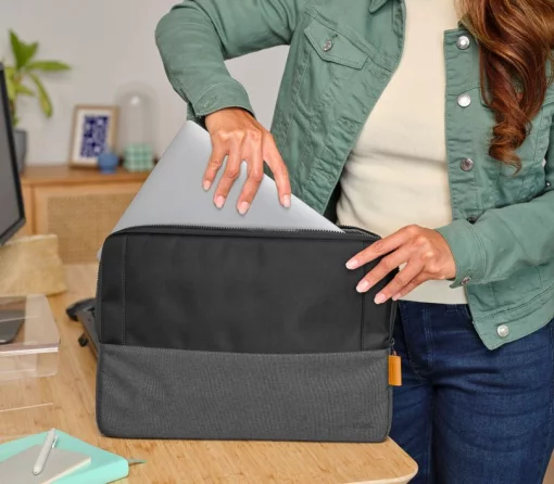 Чохол до ноутбука Trust Lisboa Sleeve 16", чорний