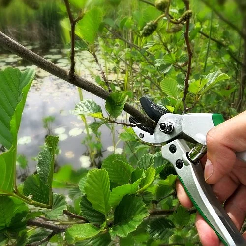 Секатор з наковаленкой Gruntek Tukane 195 мм