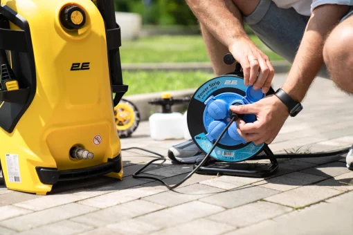 Подовжувач мережевий 2E 4хТип F, 3х1.5мм кв, 16A, на котушці, 20м, чорно-синій