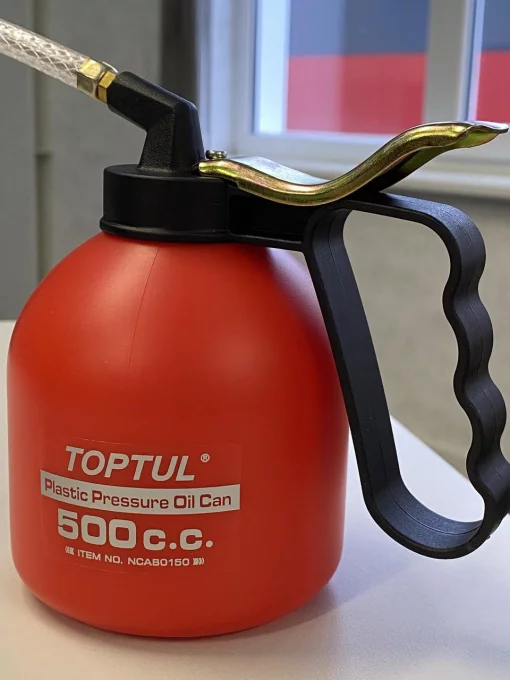 Маслянка важільна пластикова TOPTUL 500 мл гнучкий наконечник NCAB0150
