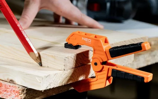 Струбцина Neo Tools, затискач пружинний, пластик, 65мм