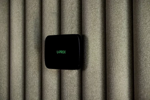 Інтелектуальна централь U-Prox MPX LE Black, ethernet, wi-fi, 2 LTE, фотоверифікація, бездротова, чорний
