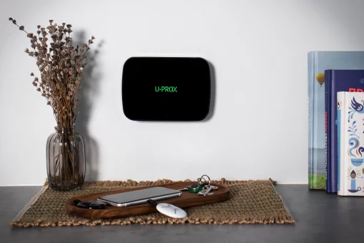 Інтелектуальна централь U-Prox MPX LE Black, ethernet, wi-fi, 2 LTE, фотоверифікація, бездротова, чорний