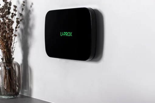 Інтелектуальна централь U-Prox MPX LE Black, ethernet, wi-fi, 2 LTE, фотоверифікація, бездротова, чорний