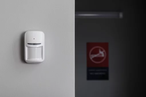 Датчик руху та розбиття скла типу "штора" U-Prox PIR Combi VB White, бездротовий, білий