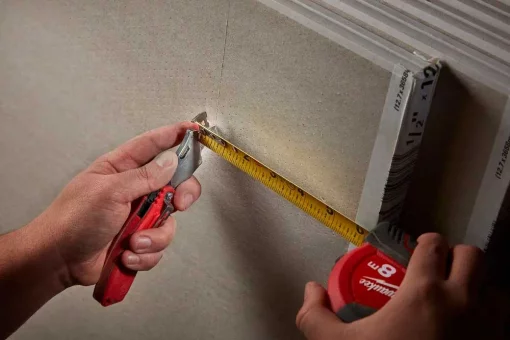 Рулетка Milwaukee Pro Compact, 8мх25мм, з фіксатором змотування, АБС-пластик