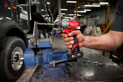 Шурупокрут-дриль акумуляторний Milwaukee M12 FPD2-402X 12В 2х4А·год 45Нм 450·1550об/хв ЗП M12 кейс 1.4кг