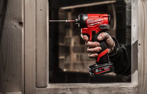 Набір із двох акумуляторних інструментів Milwaukee M12 FPP2A2-402X шурупокрут-дриль M12 FPD2-0 гвинтоверт M12 FID2-0 акб М12 2х4А·год ЗП C12C кейс