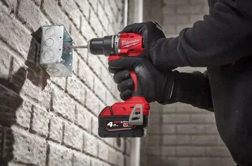 Шурупокрут-дриль акумуляторний Milwaukee M18 BLDDRC-402C 18В 2х4А·год 60Нм 550·1700об/хв ЗП M12-18C кейс 1.5кг