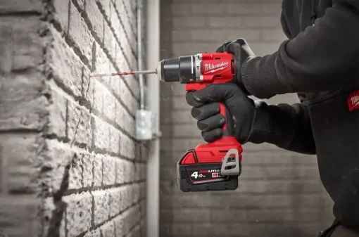 Шурупокрут-дриль акумуляторний Milwaukee M18 BLDDRC-402C 18В 2х4А·год 60Нм 550·1700об/хв ЗП M12-18C кейс 1.5кг