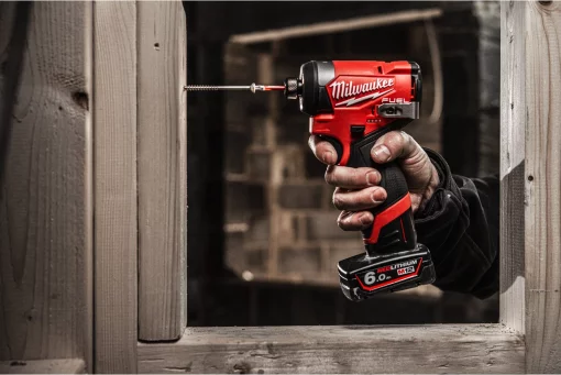 Гвинтоверт ударний акумуляторний Milwaukee M12 FID2-202X 12В АКБ 2х2А·год 170Нм 0-4000об/хв 1/4" жилет кейс