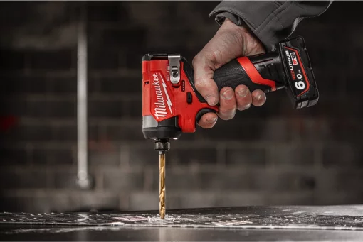 Гвинтоверт ударний акумуляторний Milwaukee M12 FID2-202X 12В АКБ 2х2А·год 170Нм 0-4000об/хв 1/4" жилет кейс