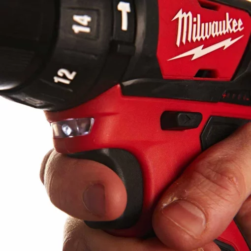 Шурупокрут-дриль акумуляторний Milwaukee M12 BPD-202C 12В 2х2А·год 30Нм 0·1500об/хв ЗП C12C жилет кейс 1.2кг