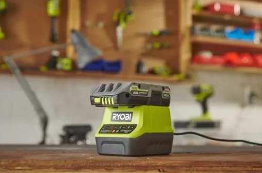 Зарядний пристрій Ryobi ONE+ RC18120 18В 2А
