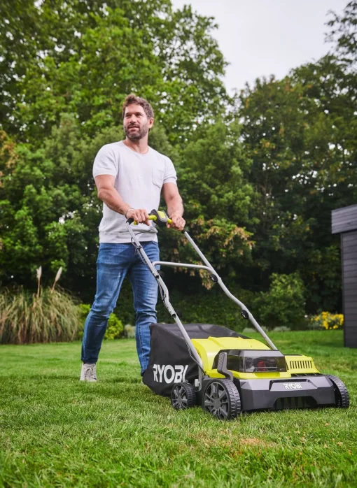 Аератор-скарифікатор акумуляторний Ryobi ONE+ RY18SFX35A-240 18В акб 2х4А·год 35см 55л 10кг